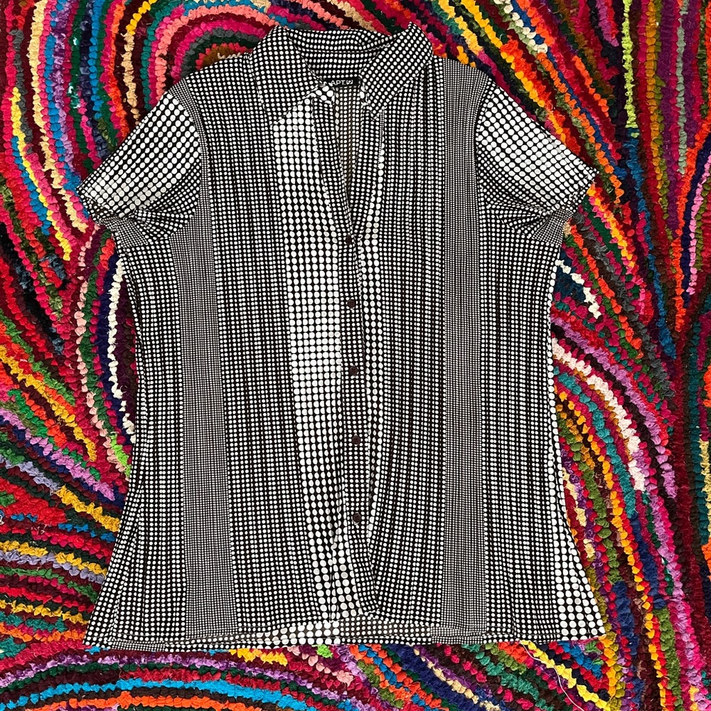 Super cute pleated blouse